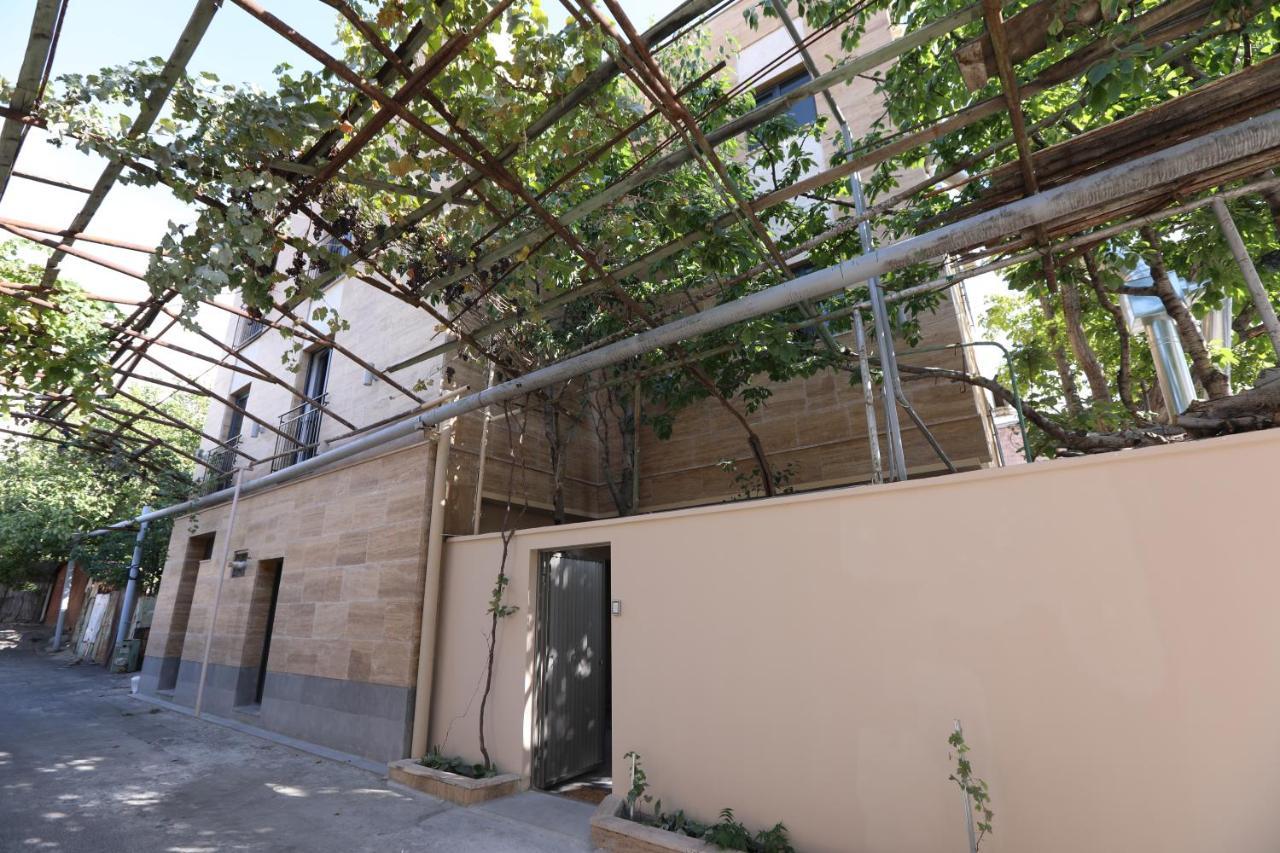 Hotelise I Bells-Of-Ireland Apartment 예레반 외부 사진