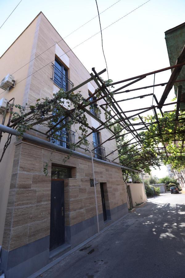 Hotelise I Bells-Of-Ireland Apartment 예레반 외부 사진