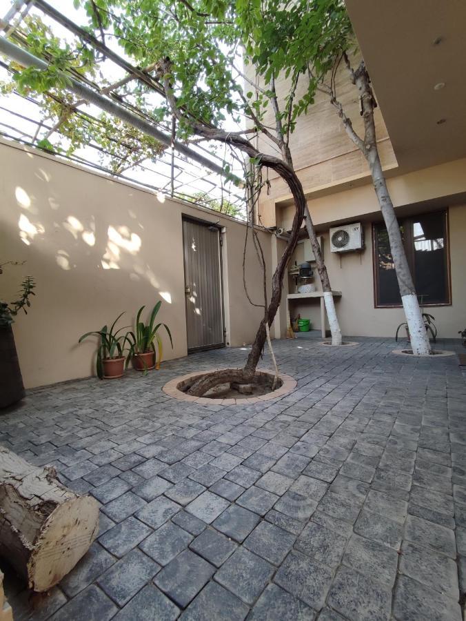 Hotelise I Bells-Of-Ireland Apartment 예레반 외부 사진