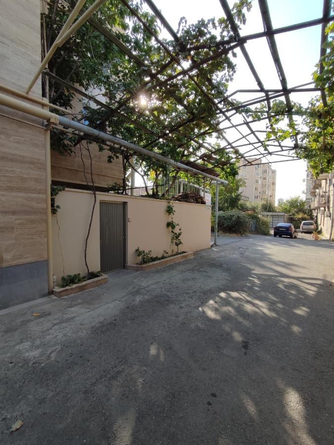 Hotelise I Bells-Of-Ireland Apartment 예레반 외부 사진